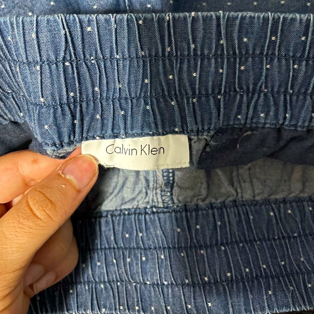 To die for calvin klein jean short!